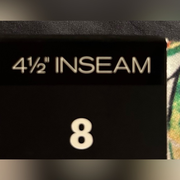 Floral Editor Short (4 1/2” inseam) - Picture 3 of 8